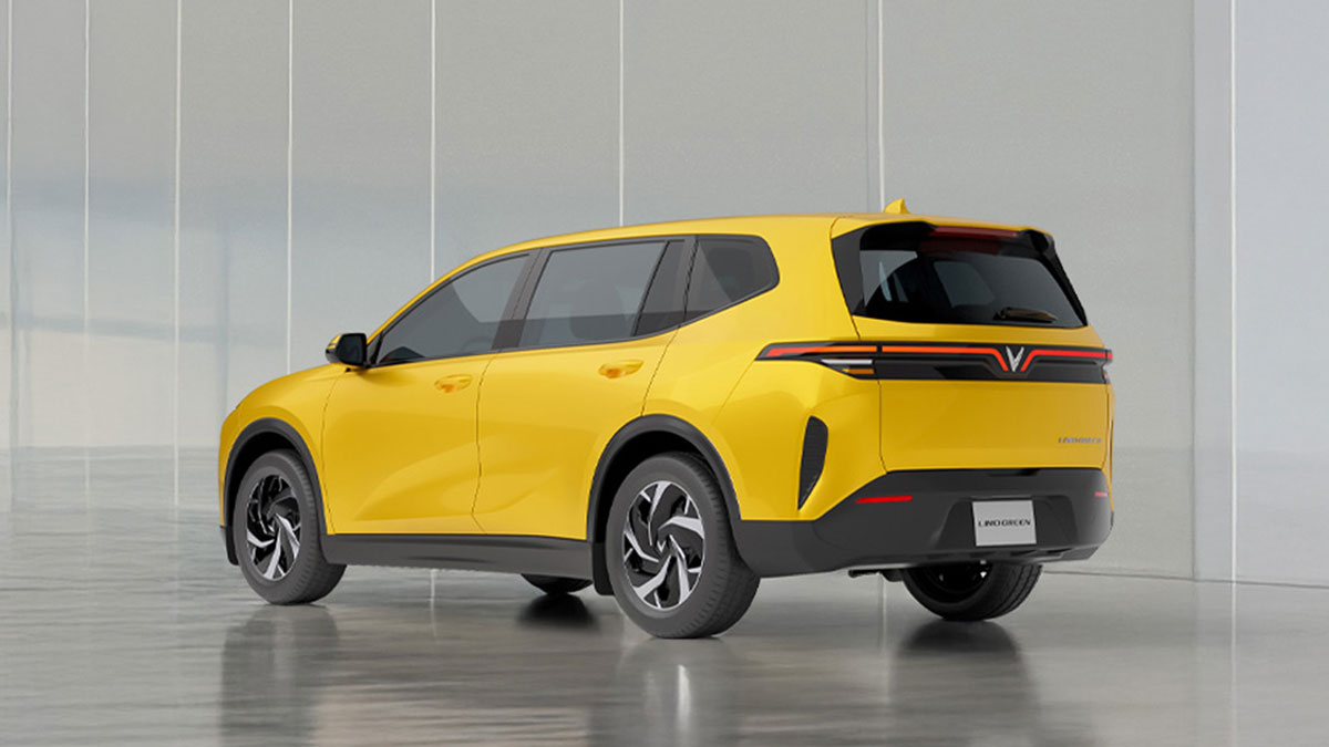 vinfast-limo-green-250318-sc02